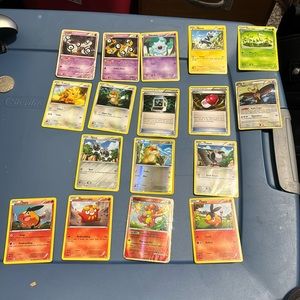 Assorted Pokémon cards